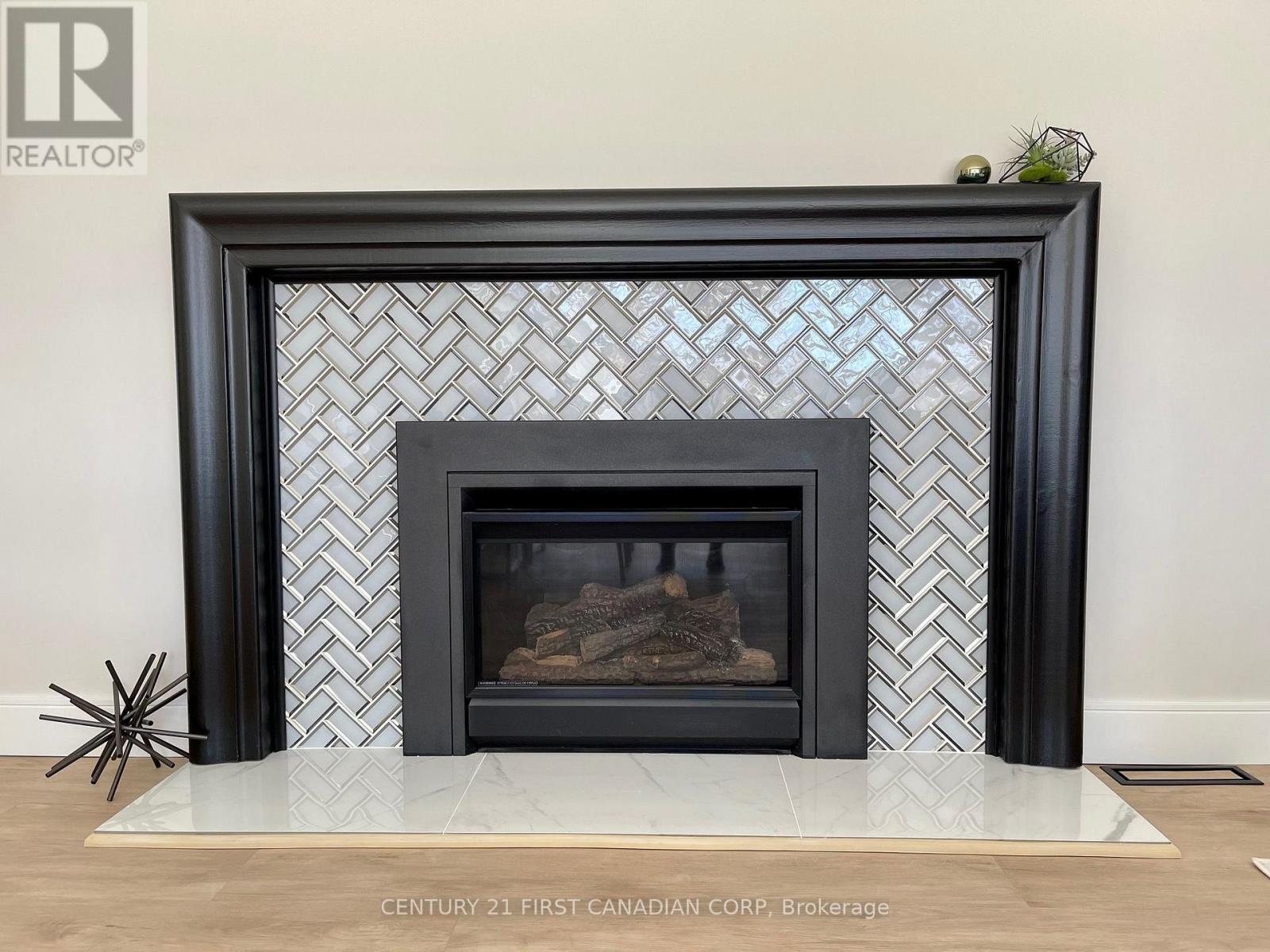 33 Braemar Crescent, London North, Ontario  N6H 2X2 - Photo 7 - X13669442