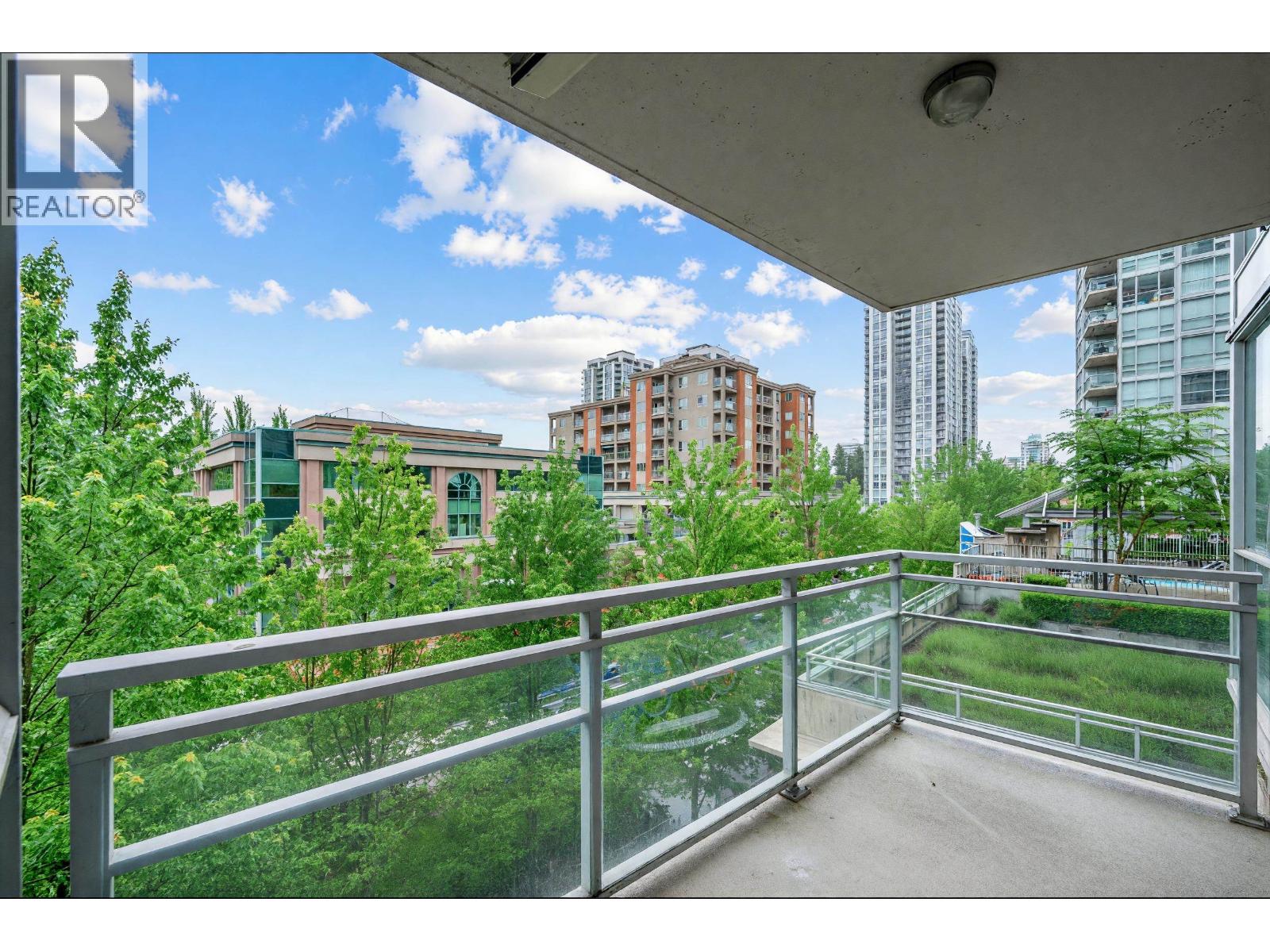 605 2968 Glen Drive, Coquitlam, British Columbia  V3B 0C4 - Photo 31 - R3129725