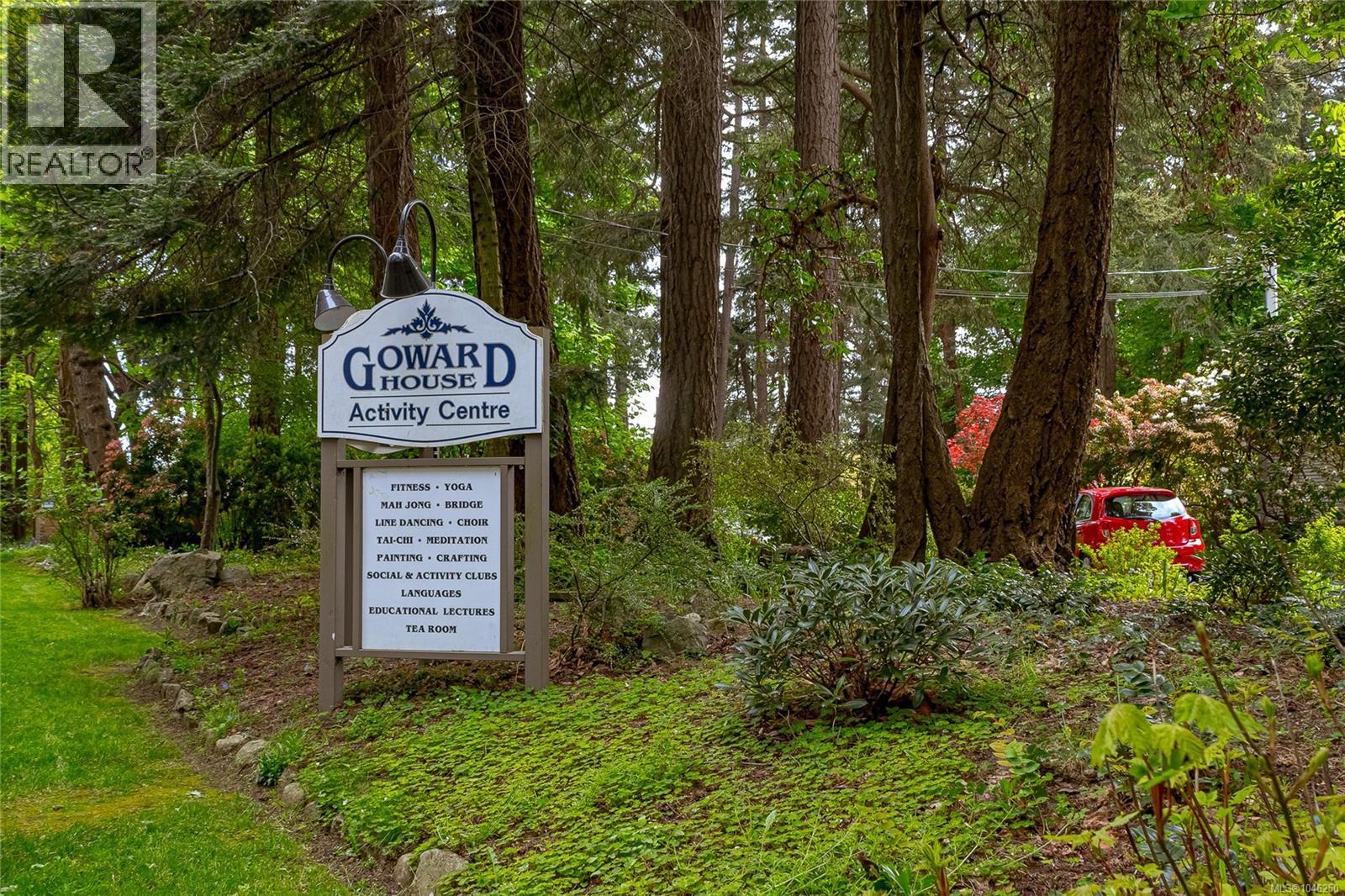 2680 Arbutus Rd, Saanich, British Columbia  V8N 1W6 - Photo 76 - 1046250