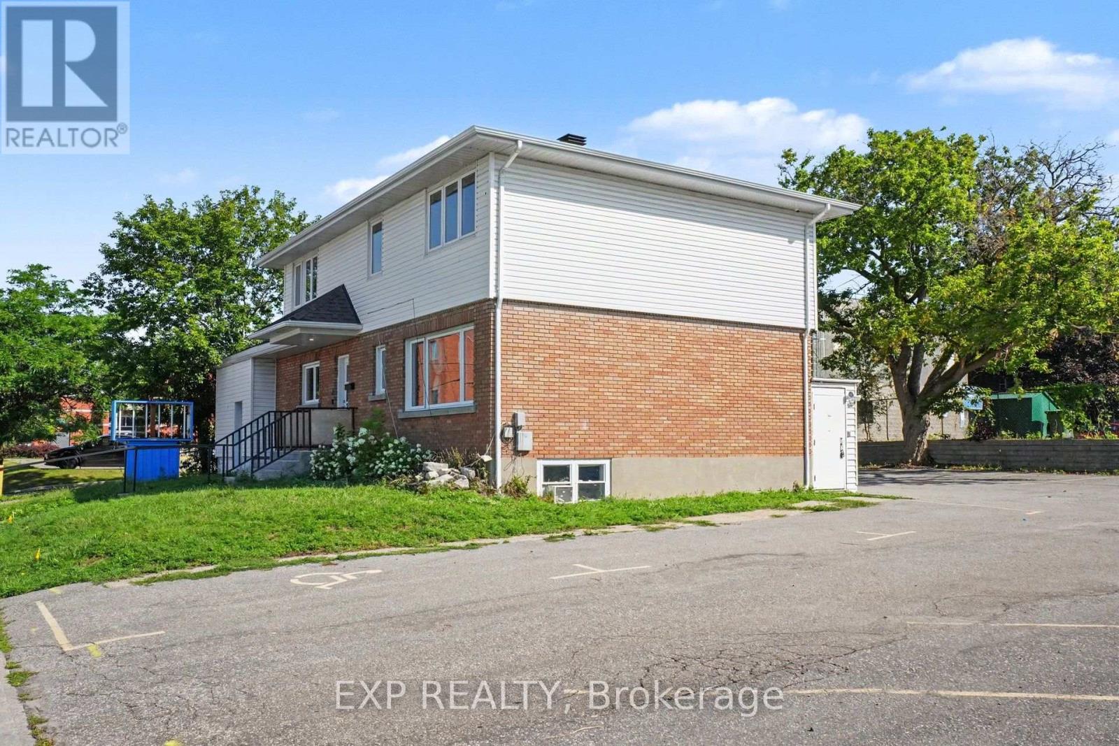 297 Savard Avenue E, Ottawa, Ontario  K1L 7S1 - Photo 2 - X13669416