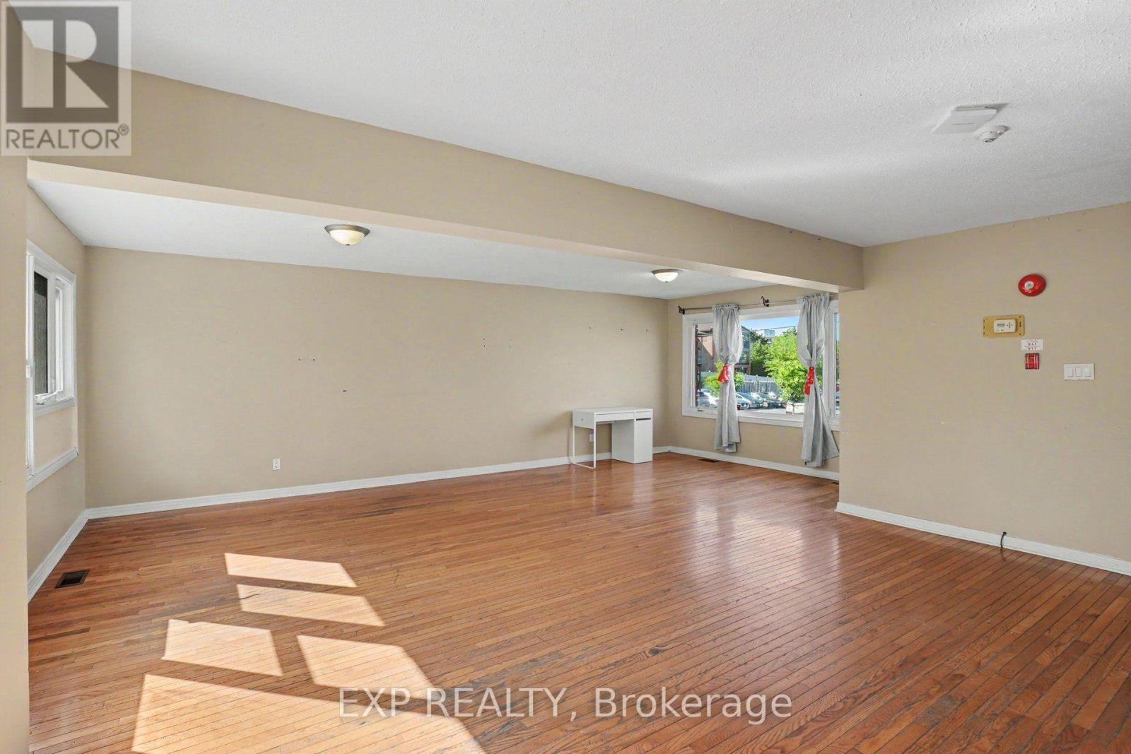 297 Savard Avenue E, Ottawa, Ontario  K1L 7S1 - Photo 6 - X13669416