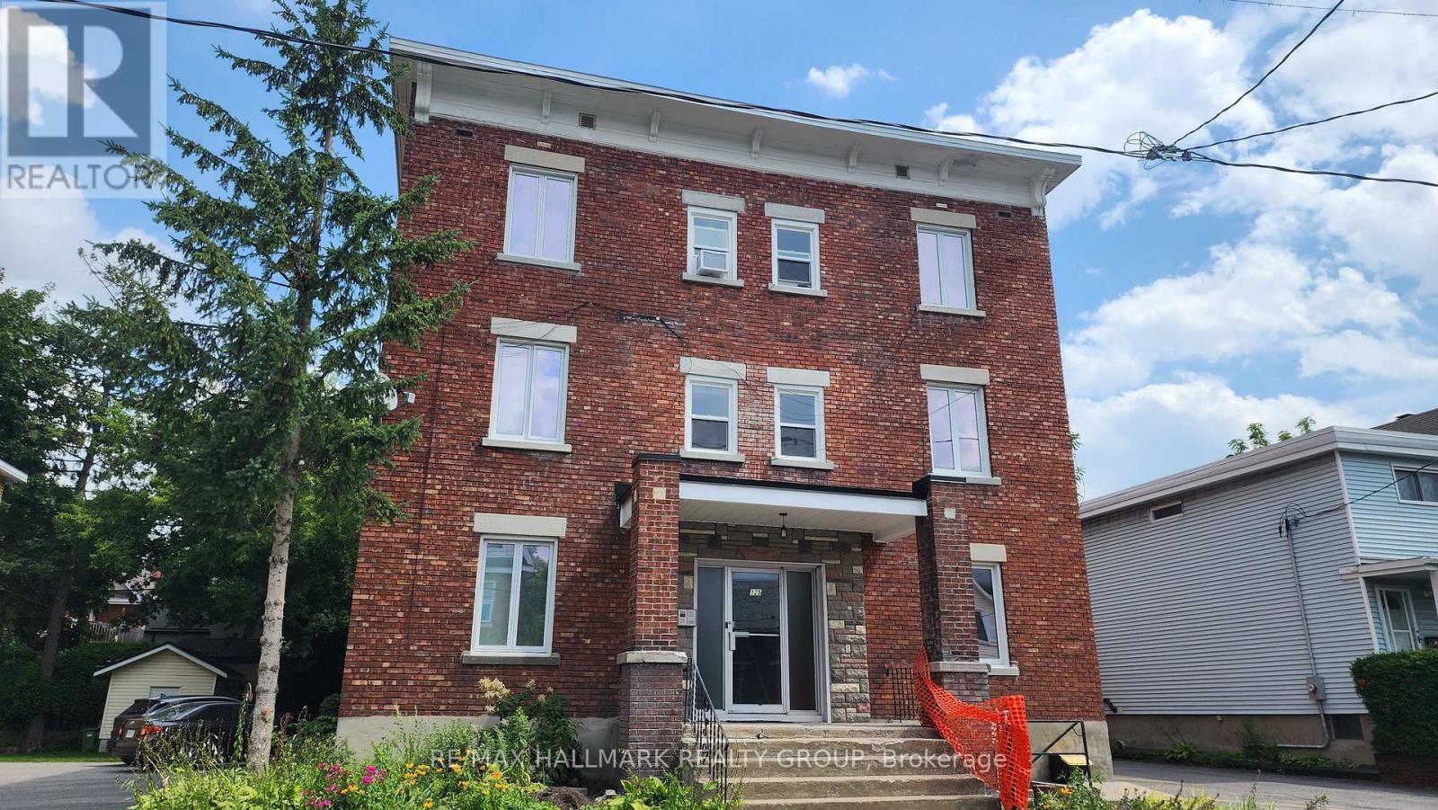 3 - 125 GLENORA STREET, ottawa, Ontario