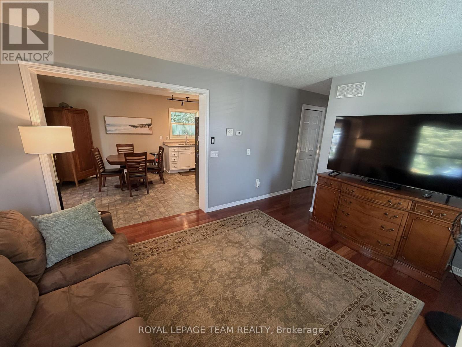 1028 Teena Colleen Private, Ottawa, Ontario  K4P 1C8 - Photo 11 - X13669432