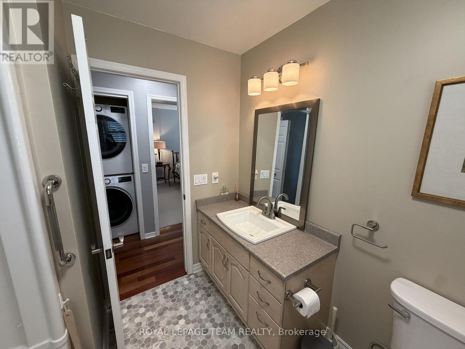 1028 Teena Colleen Private, Ottawa, Ontario  K4P 1C8 - Photo 17 - X13669432