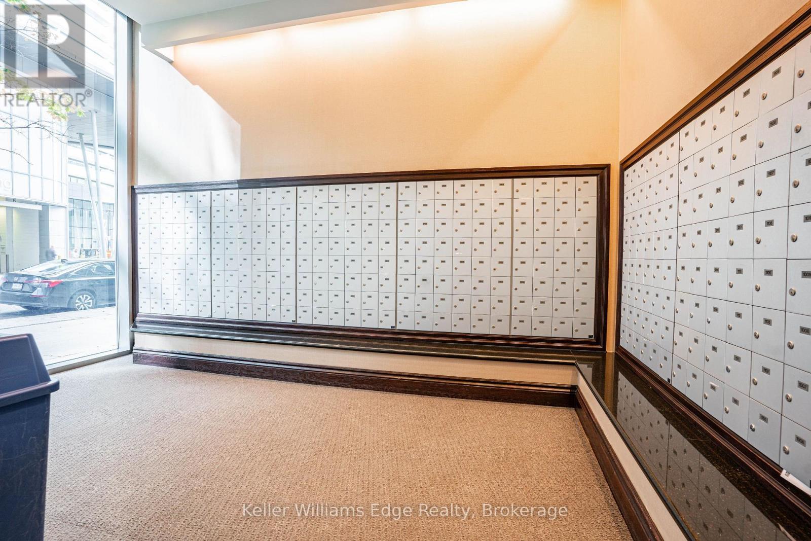 2001 - 30 Grand Trunk Crescent W, Toronto (Waterfront Communities), Ontario  M5J 3A4 - Photo 37 - C13669434