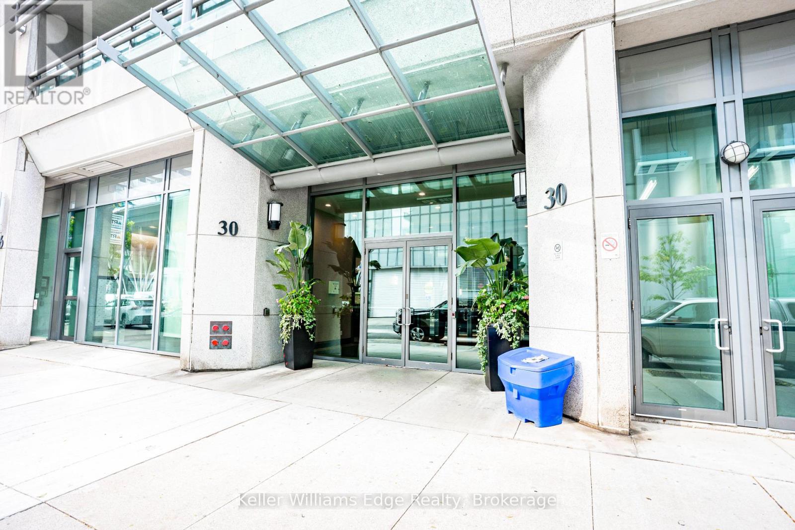 2001 - 30 Grand Trunk Crescent W, Toronto (Waterfront Communities), Ontario  M5J 3A4 - Photo 40 - C13669434