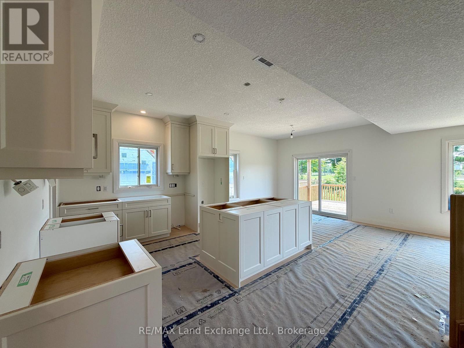 382 Frances Street, Saugeen Shores, Ontario  N0H 2C3 - Photo 4 - X13150696