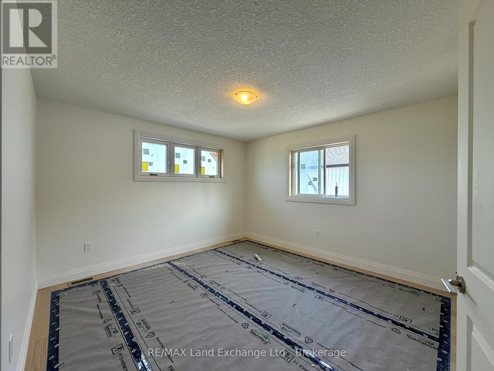382 Frances Street, Saugeen Shores, Ontario  N0H 2C3 - Photo 8 - X13150696