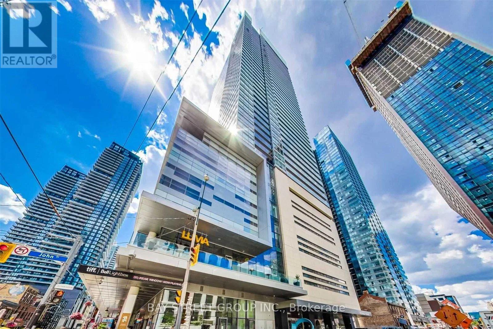 4011 - 80 JOHN STREET, Toronto, Ontario