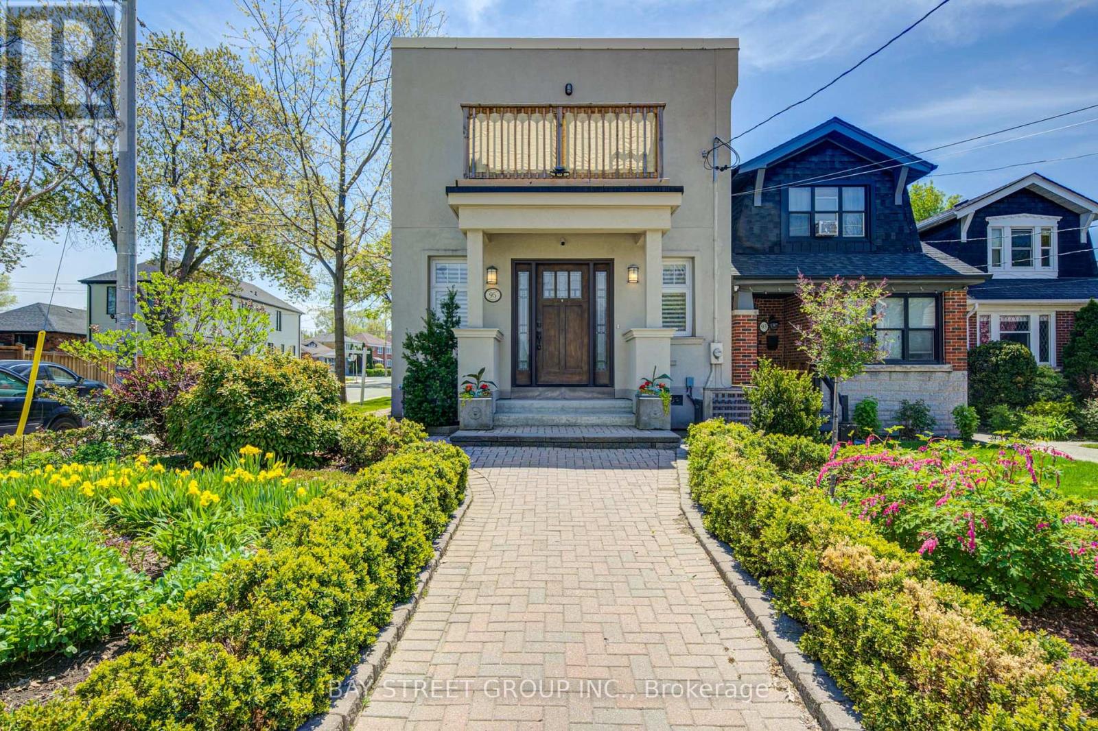 95 HOPEDALE AVENUE, Toronto, Ontario