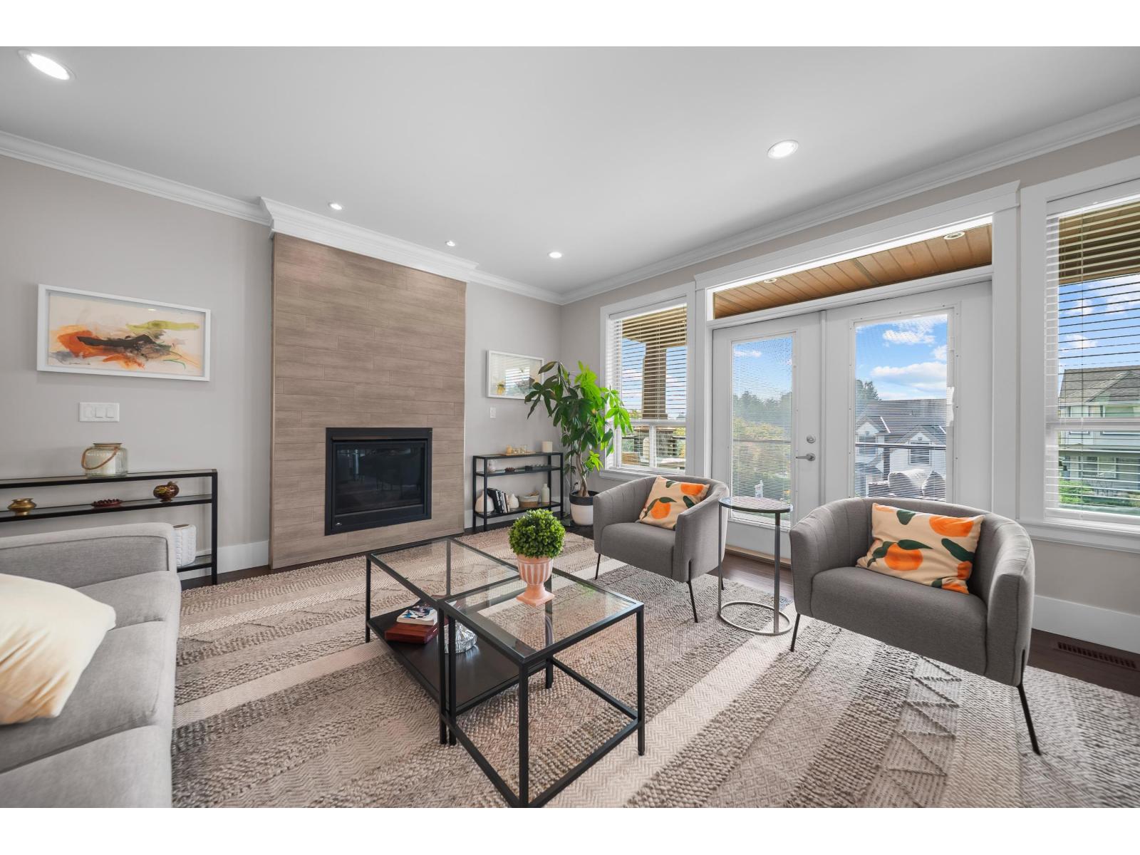 8144 Barnett Street, Mission, British Columbia  V2V 7C7 - Photo 5 - R3153737