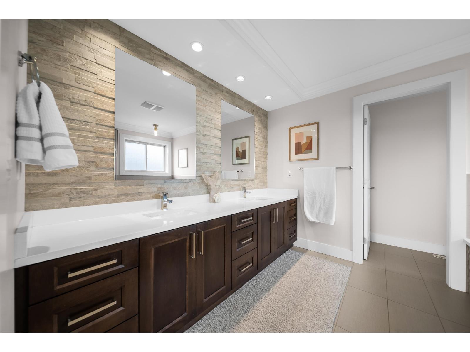 8144 Barnett Street, Mission, British Columbia  V2V 7C7 - Photo 23 - R3153737