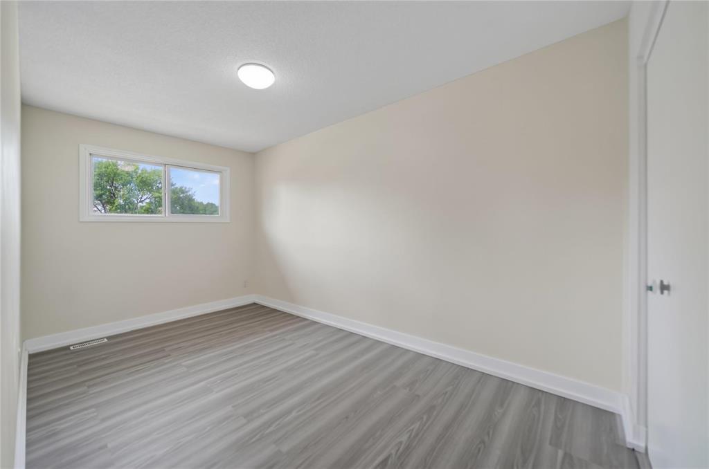 708 Sheppard Street, Winnipeg, Manitoba  R2P 0E6 - Photo 16 - 202620301
