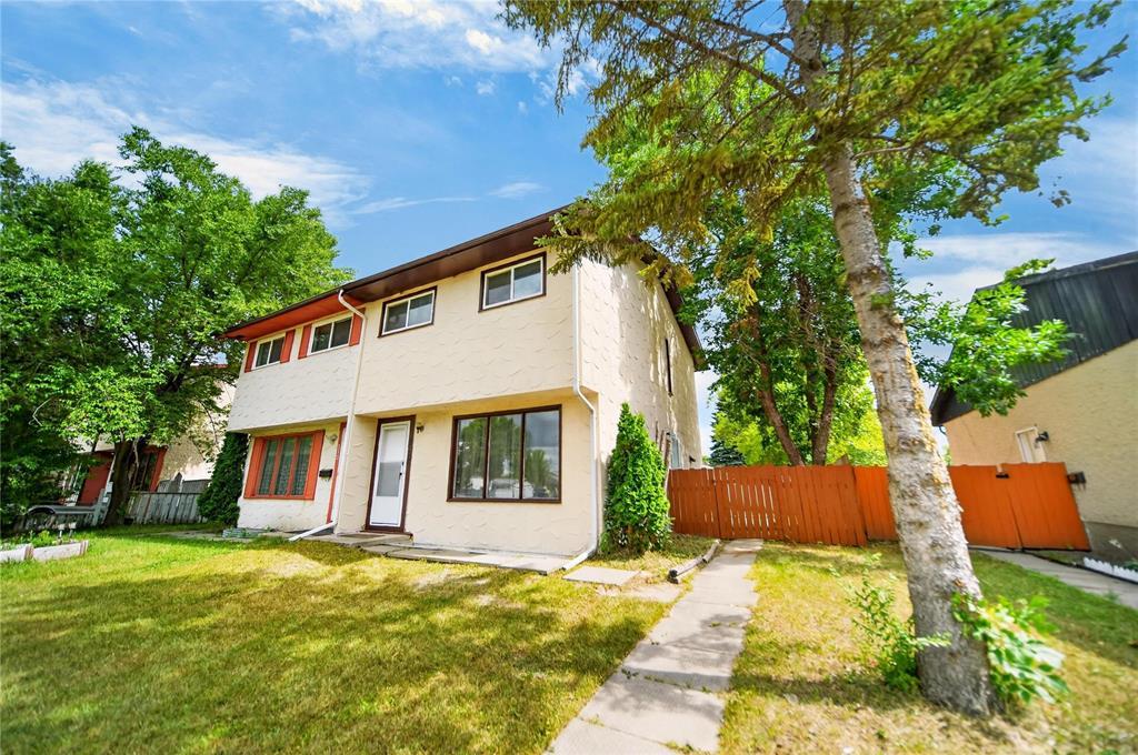 708 Sheppard Street, Winnipeg, Manitoba  R2P 0E6 - Photo 2 - 202620301