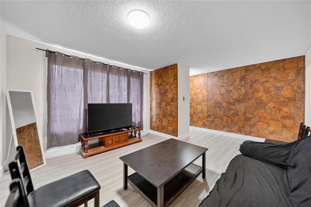 708 Sheppard Street, Winnipeg, Manitoba  R2P 0E6 - Photo 9 - 202620301