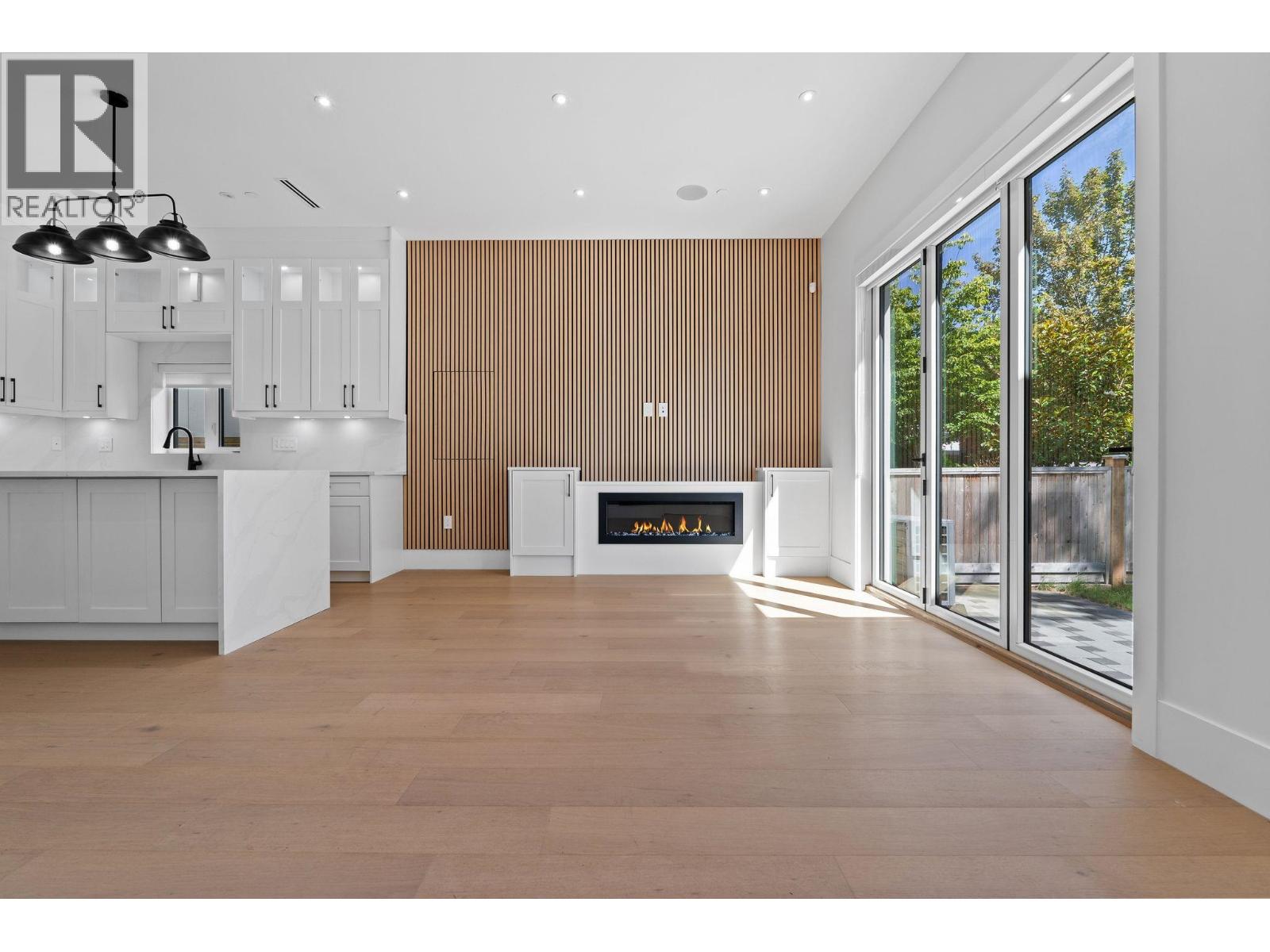 1 4463 Walden Street, Vancouver, British Columbia  V5V 3S4 - Photo 12 - R3155373