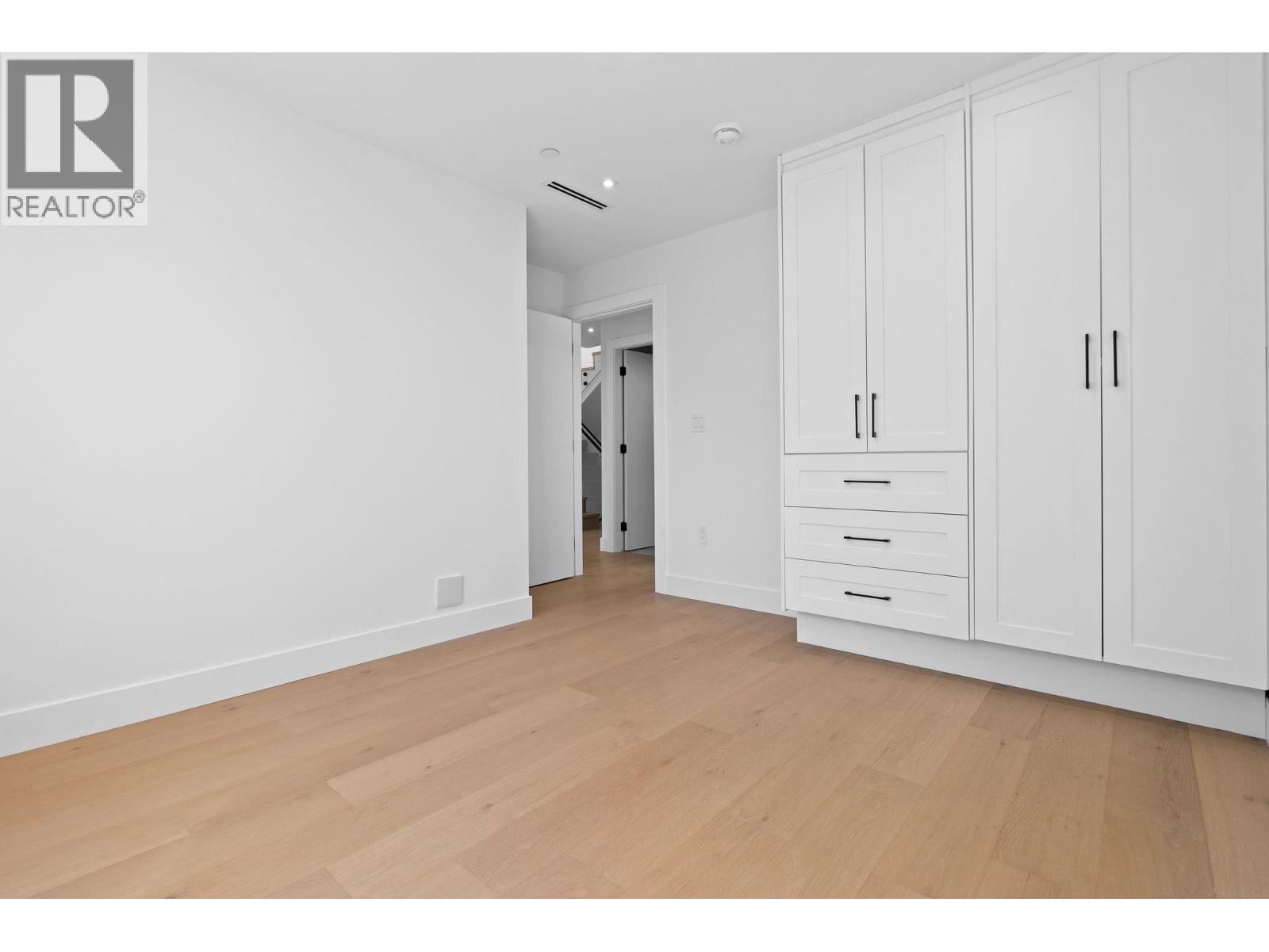 1 4463 Walden Street, Vancouver, British Columbia  V5V 3S4 - Photo 18 - R3155373