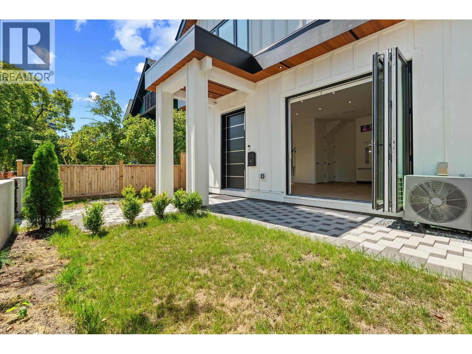 1 4463 Walden Street, Vancouver, British Columbia  V5V 3S4 - Photo 31 - R3155373