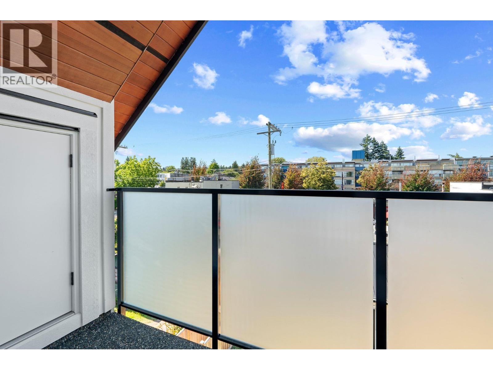2 4463 Walden Street, Vancouver, British Columbia  V5V 3S4 - Photo 25 - R3155374