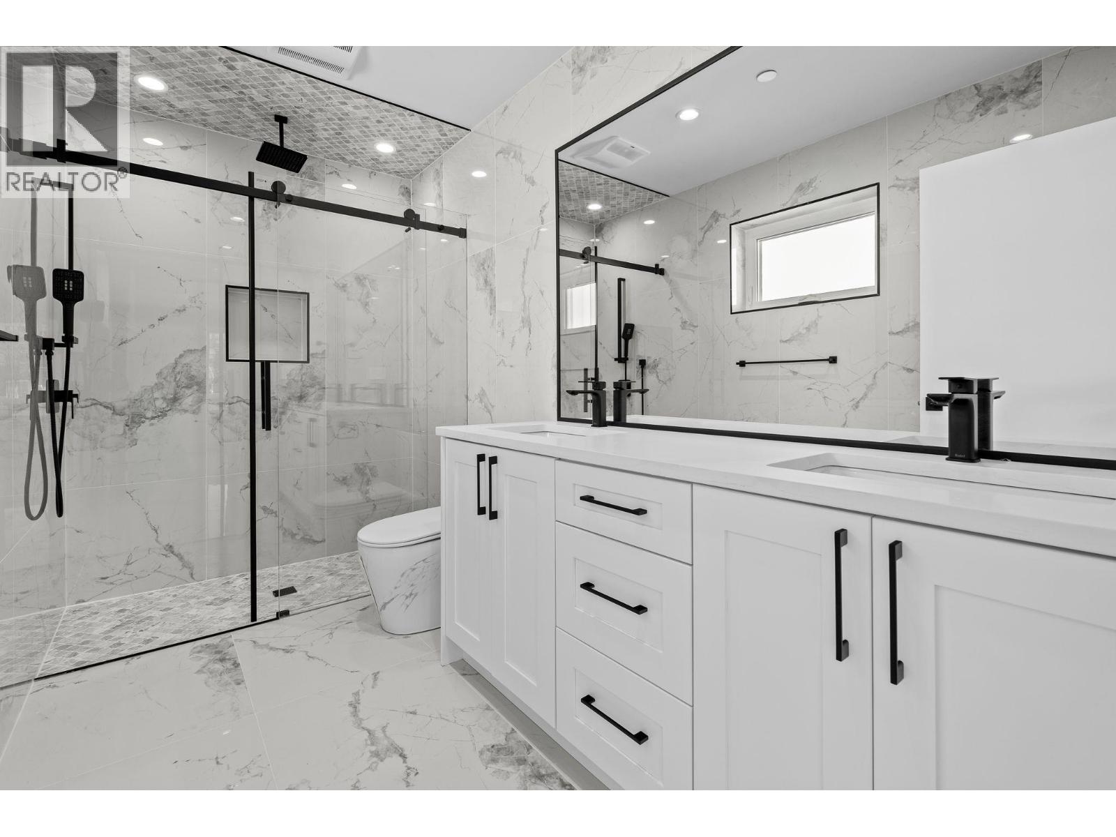 2 4463 Walden Street, Vancouver, British Columbia  V5V 3S4 - Photo 21 - R3155374
