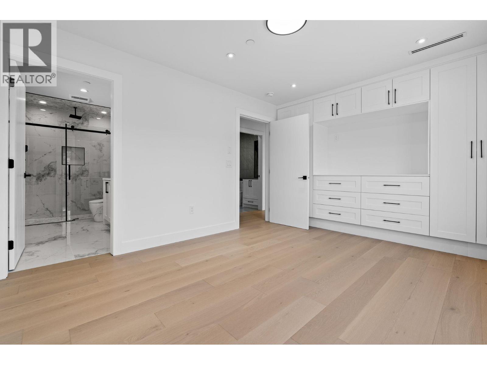 2 4463 Walden Street, Vancouver, British Columbia  V5V 3S4 - Photo 20 - R3155374