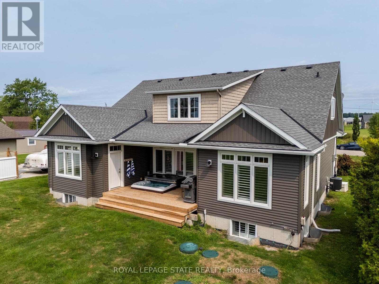 3176 Lakeshore Road, Haldimand, Ontario  N1A 2W8 - Photo 2 - X13668552