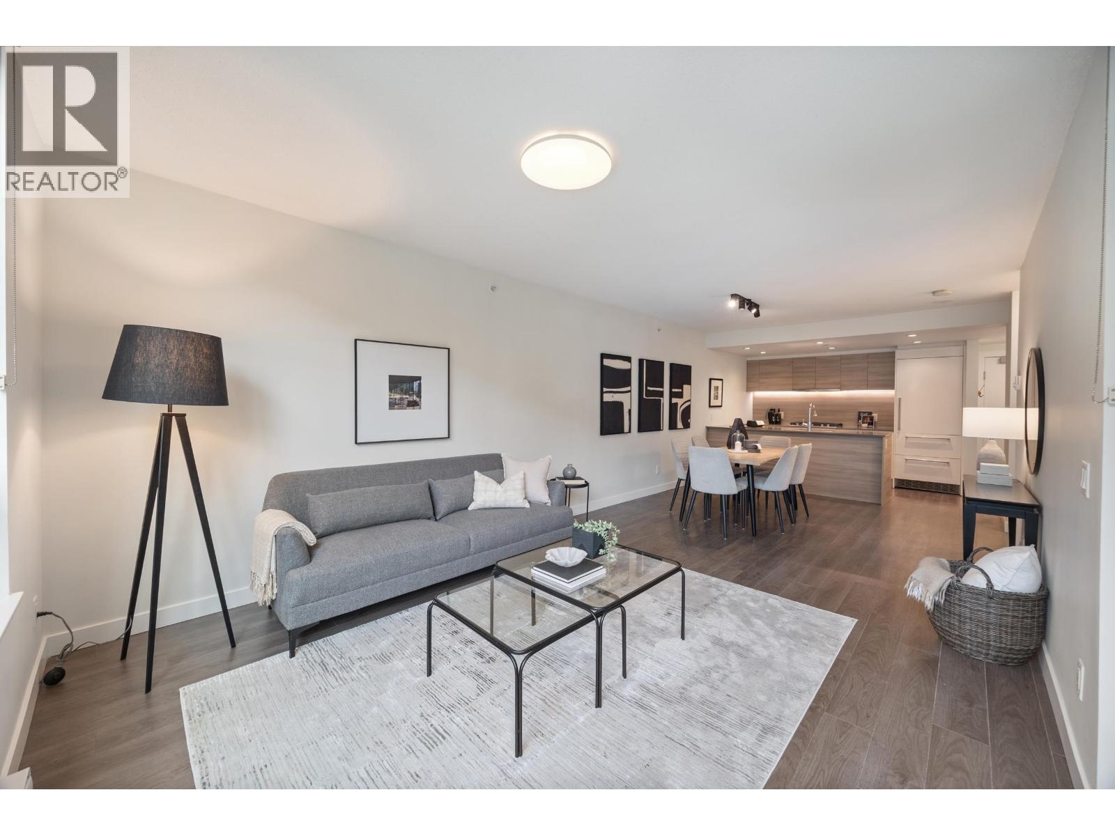 Th2 988 Quayside Drive, New Westminster, British Columbia  V3M 0L5 - Photo 2 - R3153429