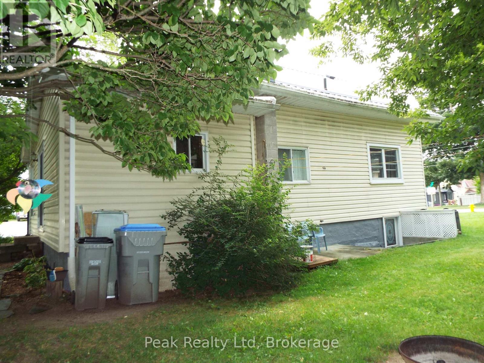 281 Turnberry Street, Huron East (Brussels), Ontario  N0G 1H0 - Photo 19 - X13669462