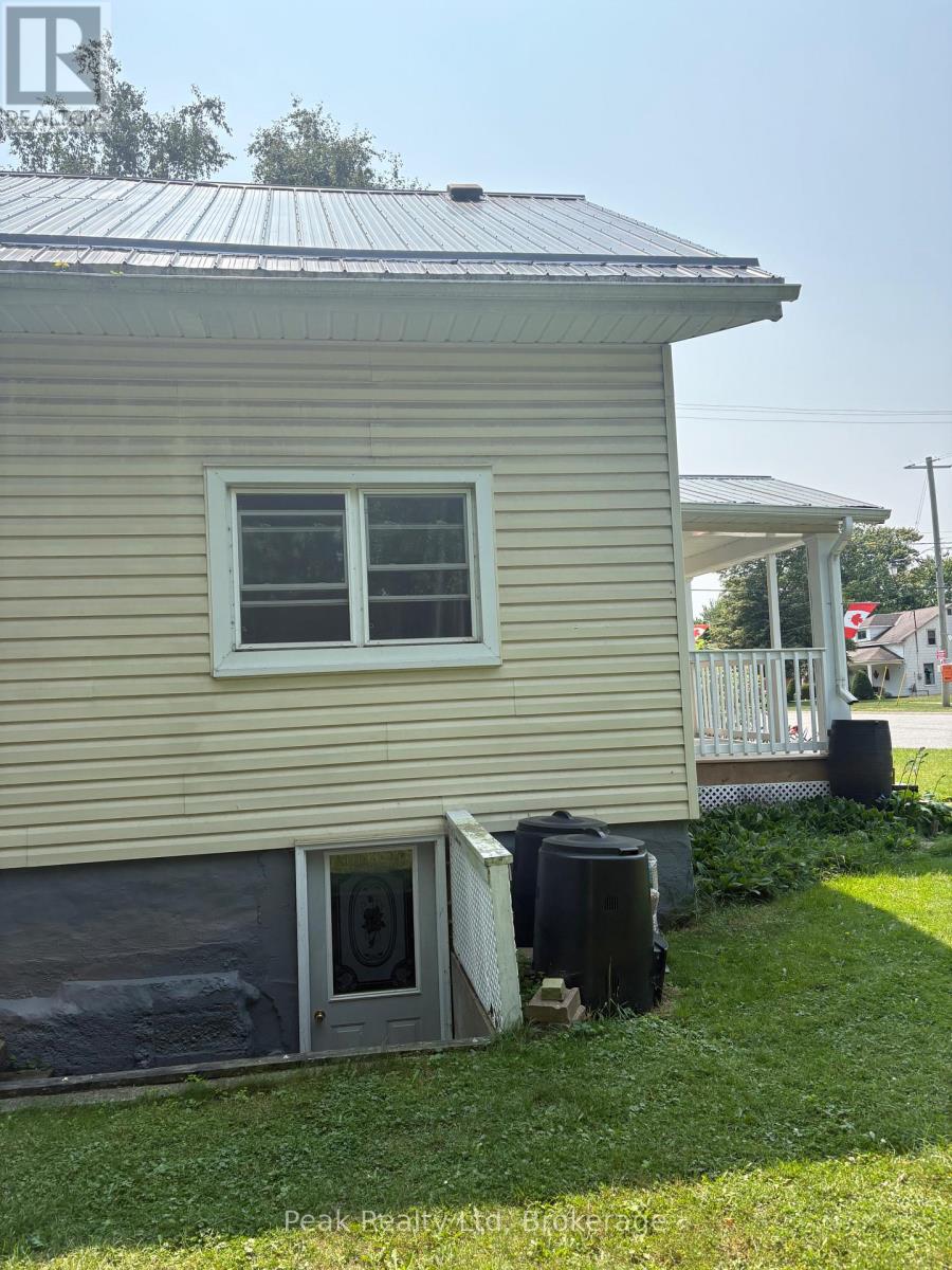 281 Turnberry Street, Huron East (Brussels), Ontario  N0G 1H0 - Photo 3 - X13669462