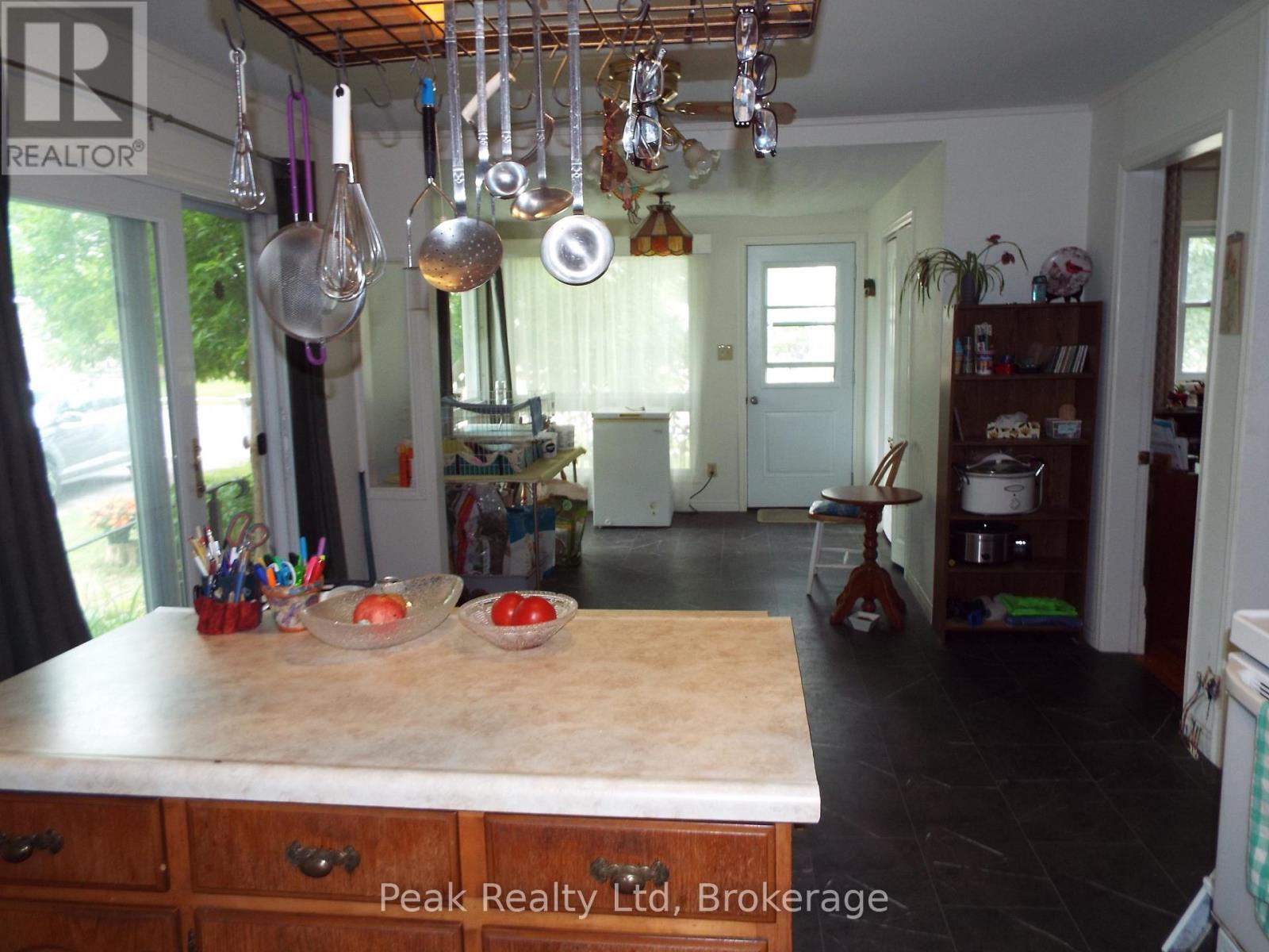 281 Turnberry Street, Huron East (Brussels), Ontario  N0G 1H0 - Photo 6 - X13669462