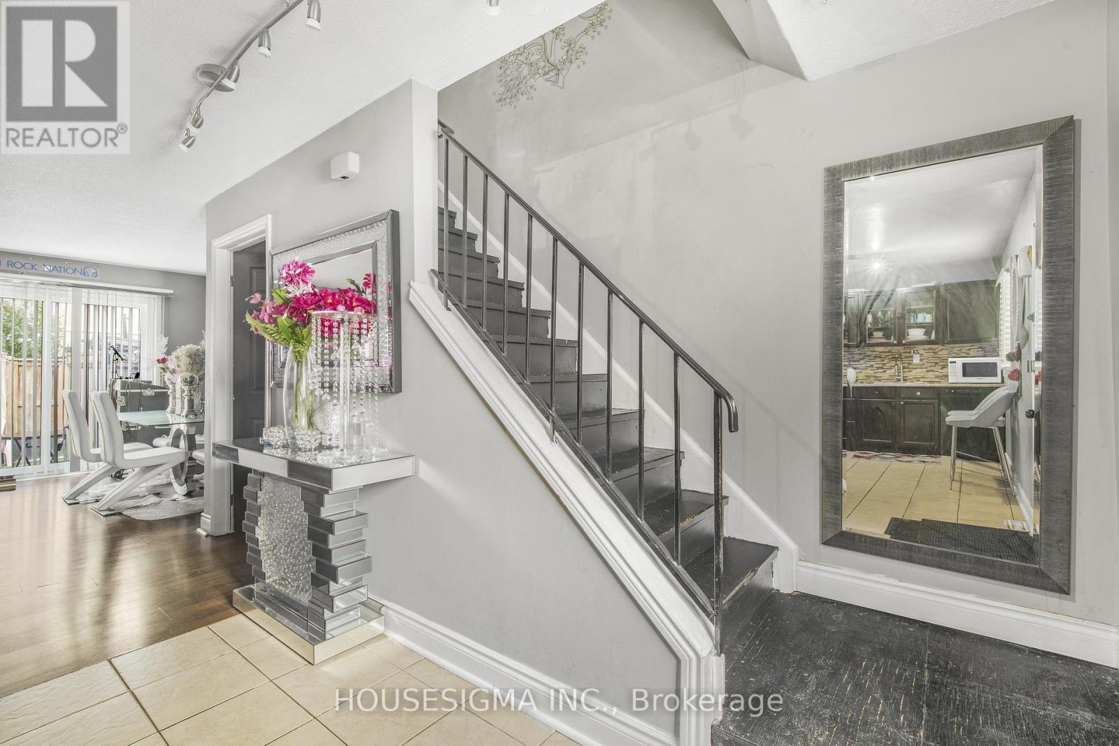 61 - 105 Hansen Road N, Brampton, Ontario  L6V 3C9 - Photo 13 - W13669472