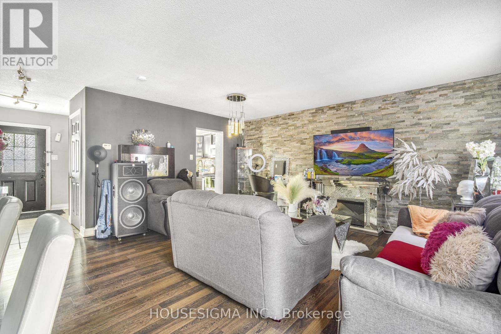 61 - 105 Hansen Road N, Brampton, Ontario  L6V 3C9 - Photo 7 - W13669472