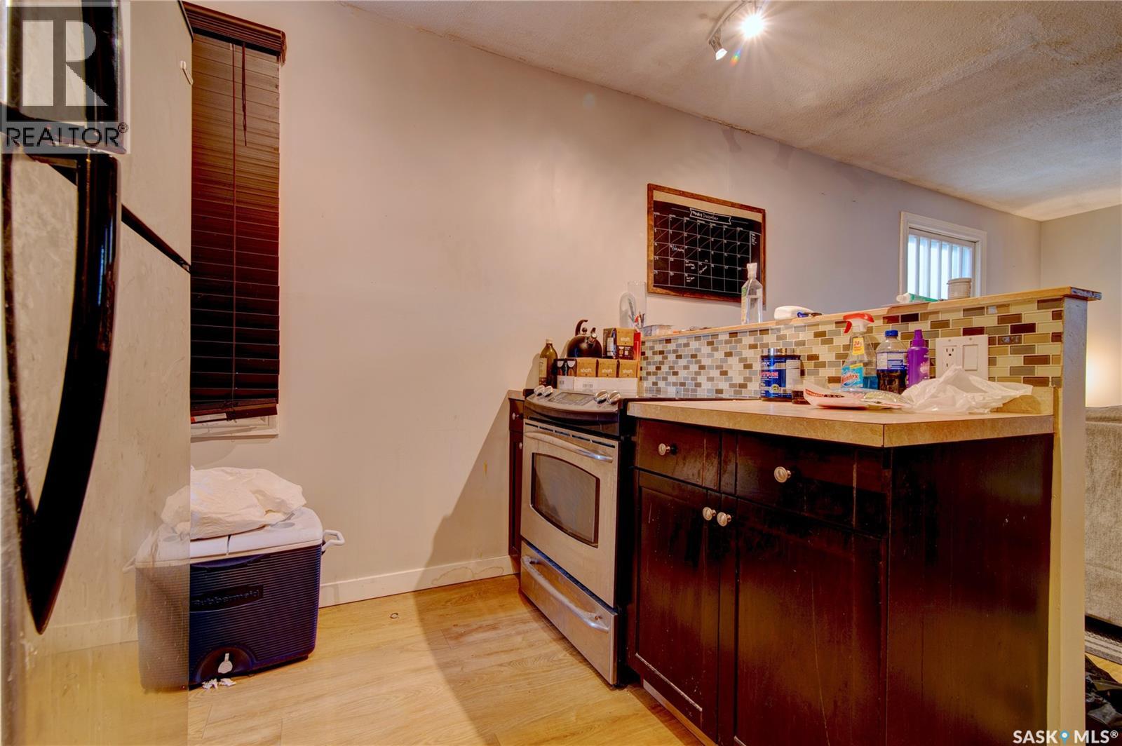 1035 Wallace Street, Regina, Saskatchewan  S4N 3Y7 - Photo 5 - SK038177