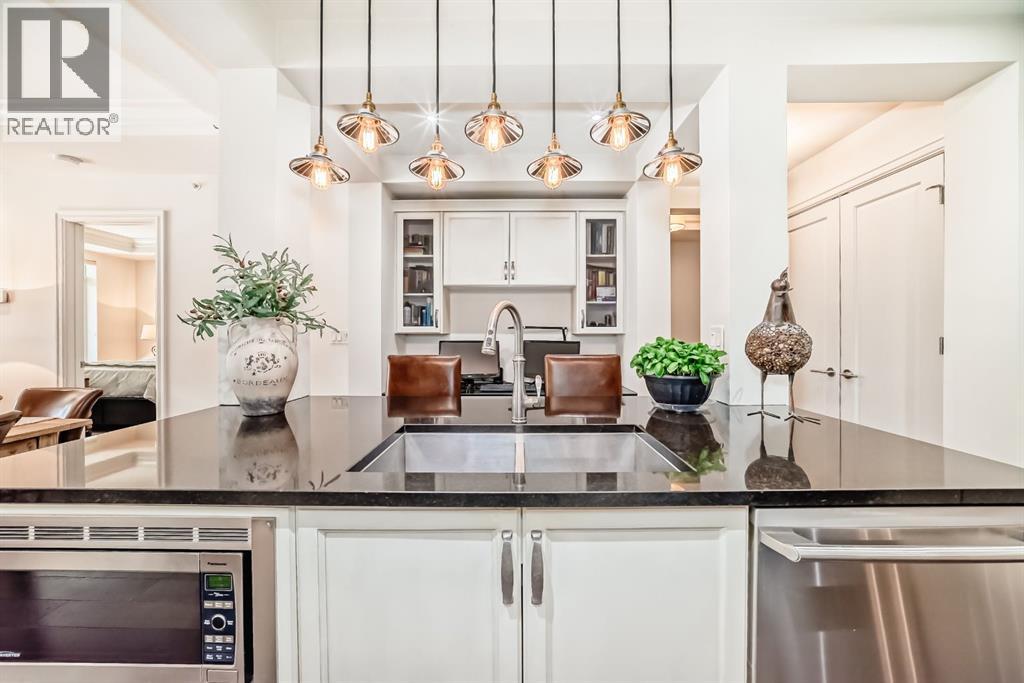 105, 121 Quarry Way SE, Calgary, Alberta