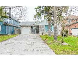 32 EAST DRIVE, Markham, Ontario