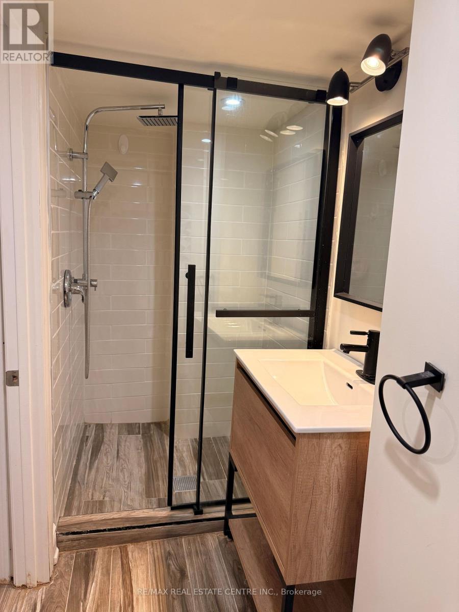 2197 Munn's Avenue, Oakville, Ontario  L6H 3S9 - Photo 21 - W13528816