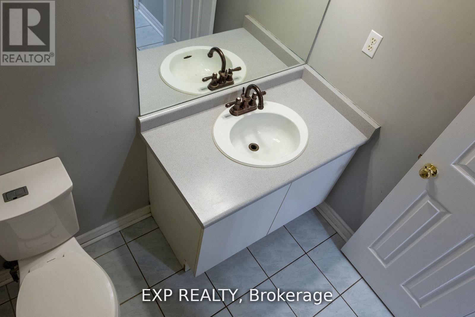 65 Quail Feather Crescent, Brampton, Ontario  L6R 1S1 - Photo 10 - W13642126