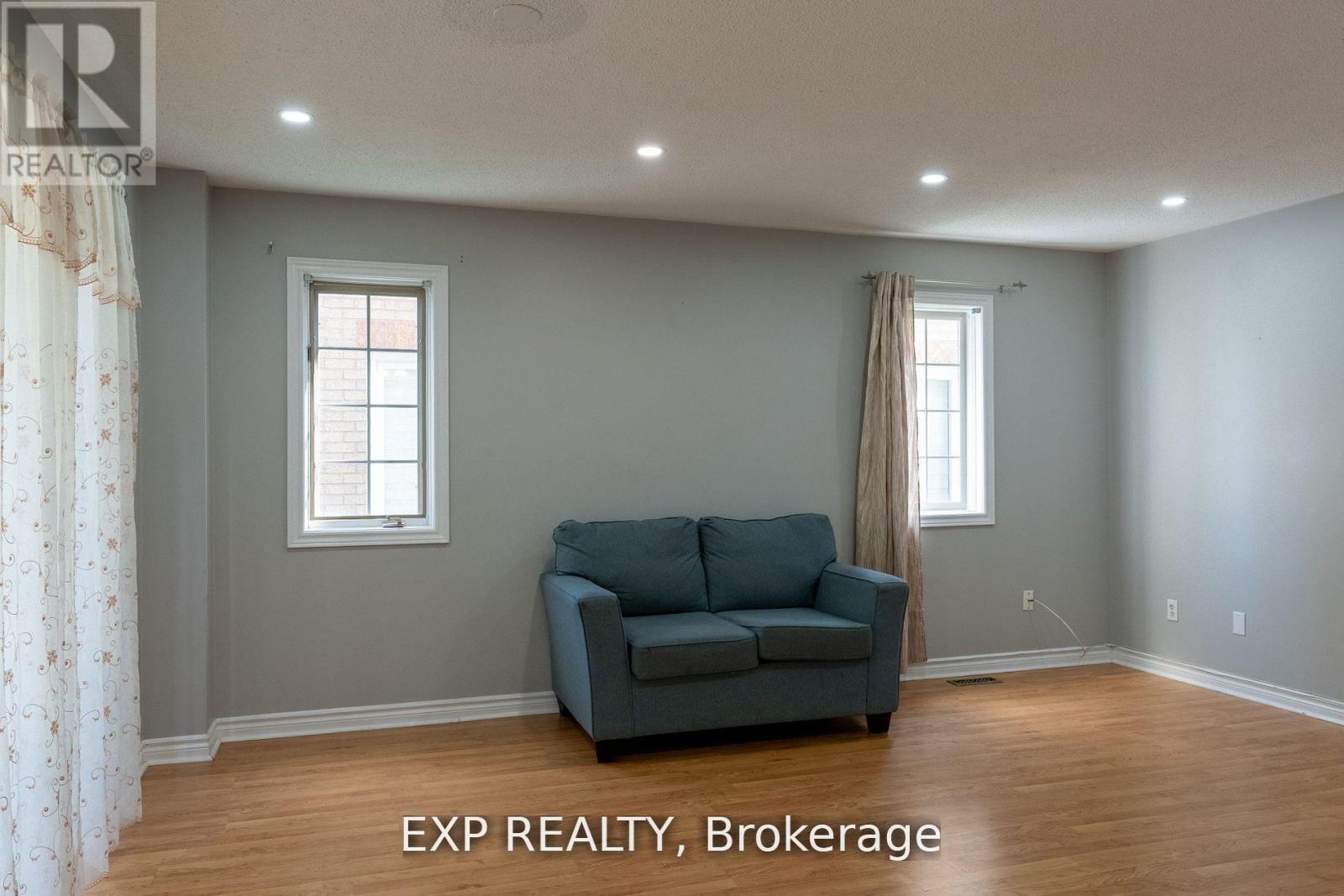 65 Quail Feather Crescent, Brampton, Ontario  L6R 1S1 - Photo 2 - W13642126