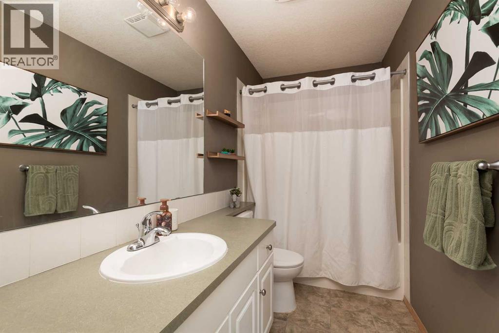 242 Heritage Circle W, Lethbridge, Alberta  T1K 7H8 - Photo 16 - A2334621