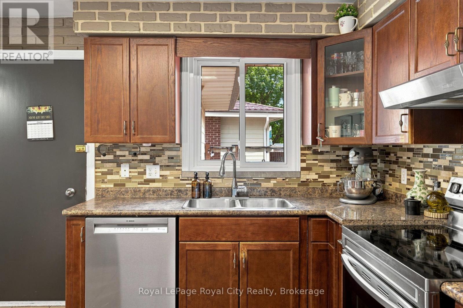 27 Carey Crescent, Guelph, Ontario  N1H 7J9 - Photo 10 - X13669530