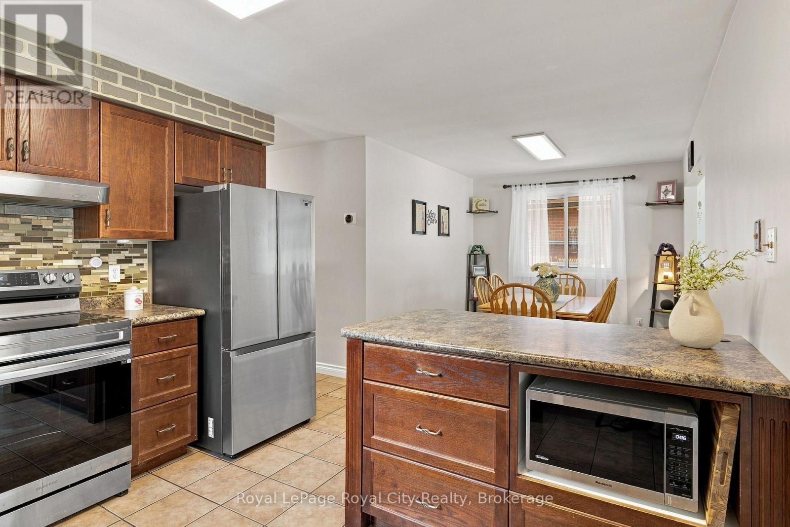 27 Carey Crescent, Guelph, Ontario  N1H 7J9 - Photo 11 - X13669530