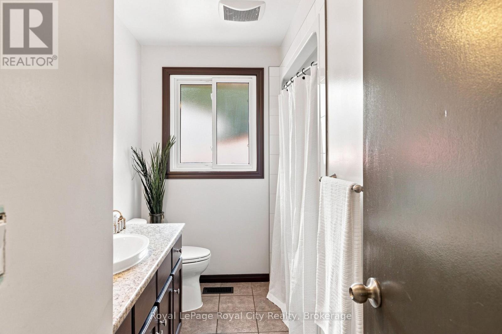 27 Carey Crescent, Guelph, Ontario  N1H 7J9 - Photo 19 - X13669530