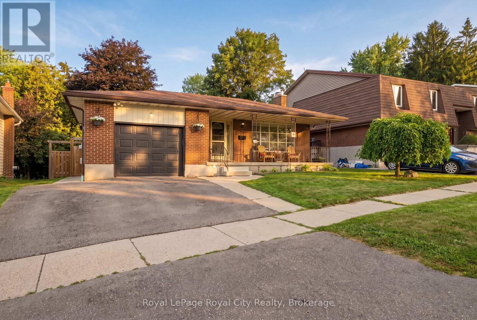 27 Carey Crescent, Guelph, Ontario  N1H 7J9 - Photo 3 - X13669530