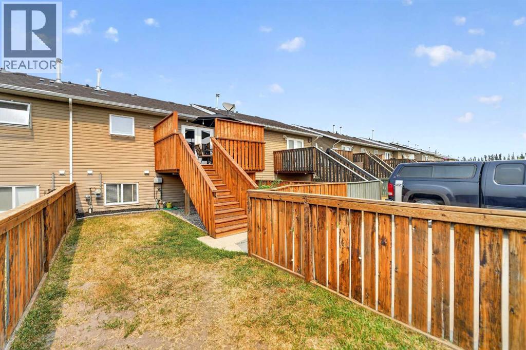 308 10a Street, Nobleford, Alberta  T0L 1S0 - Photo 38 - A2336345