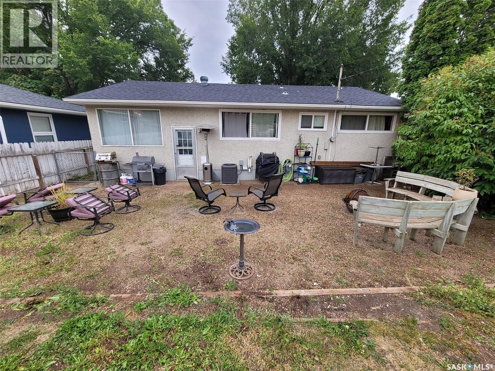 421 Y Avenue S, Saskatoon, Saskatchewan  S7M 3J8 - Photo 30 - SK045177