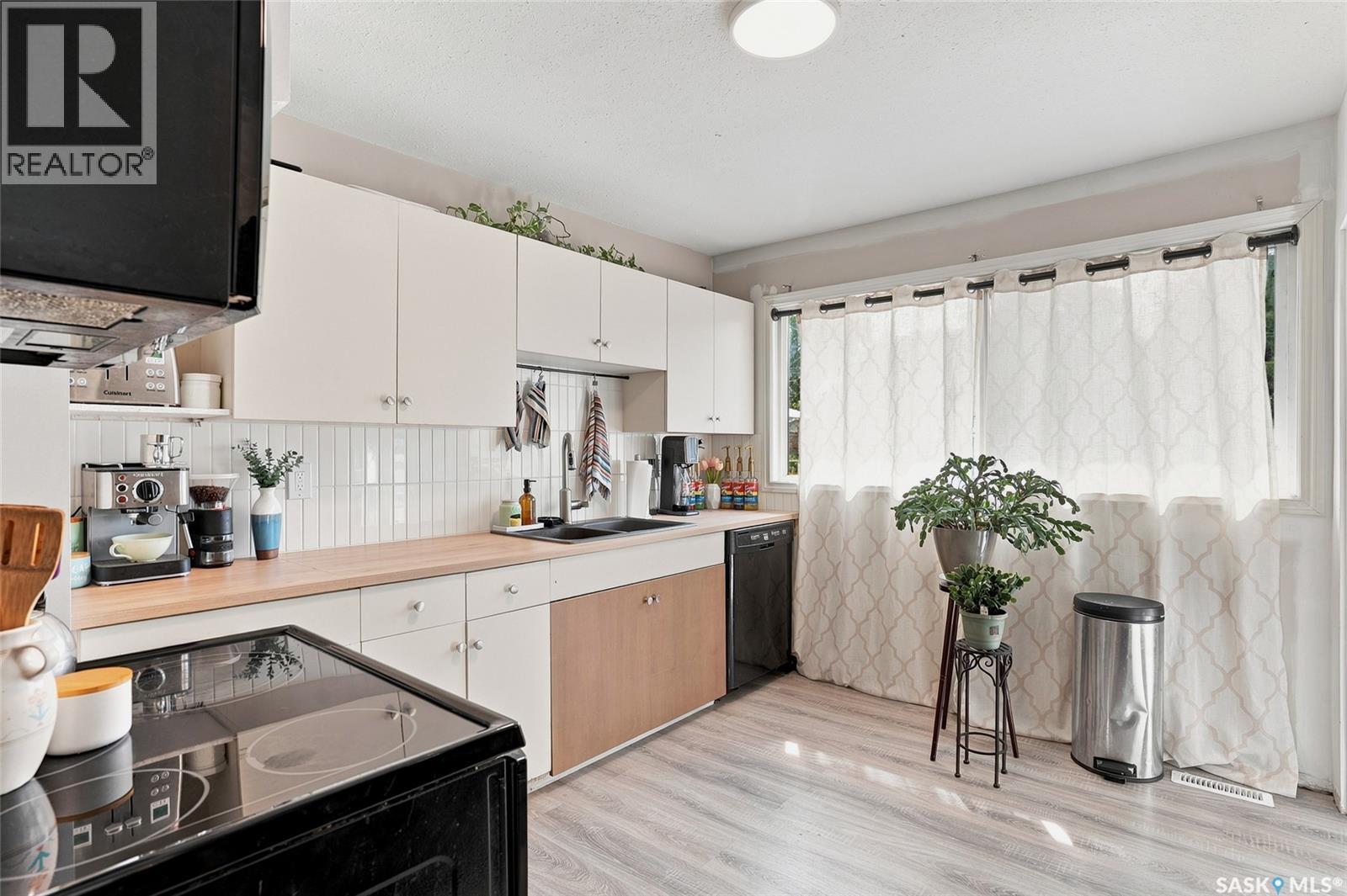 421 Y Avenue S, Saskatoon, Saskatchewan  S7M 3J8 - Photo 9 - SK045177