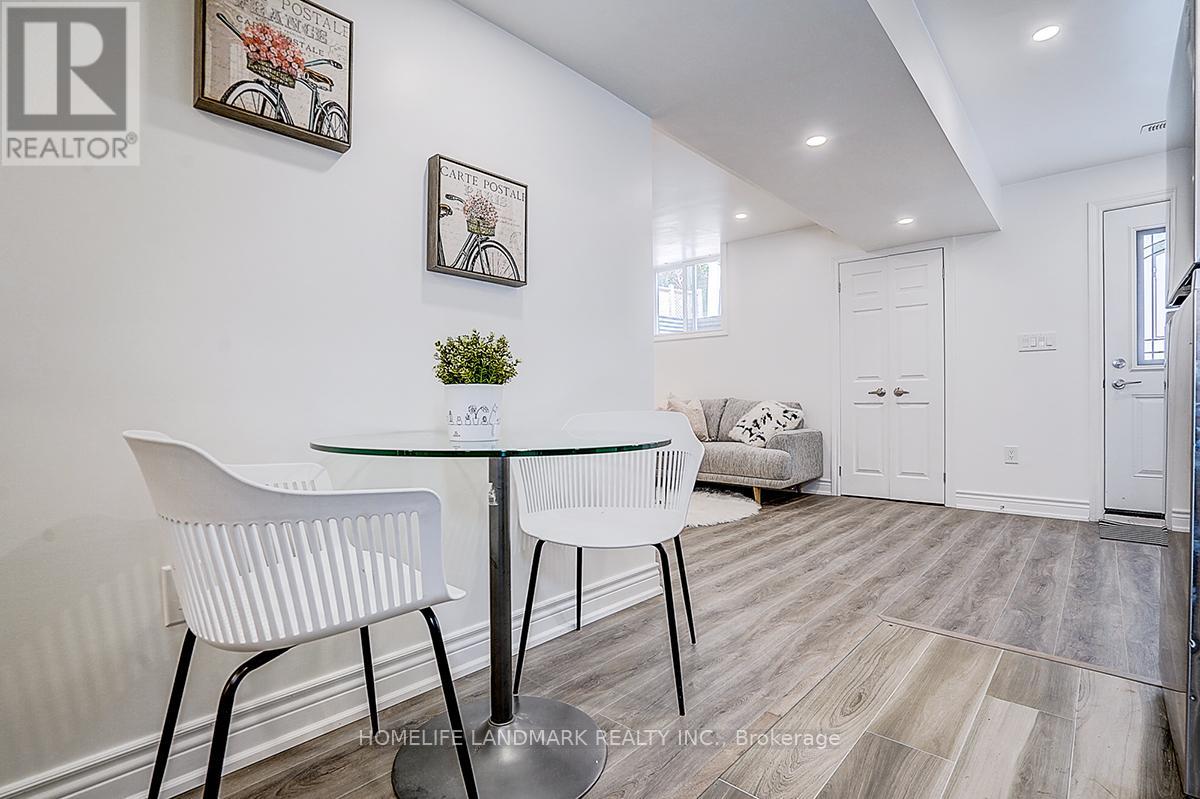 609 Mortimer Avenue, Toronto, Ontario  M4C 2J6 - Photo 39 - E13669590