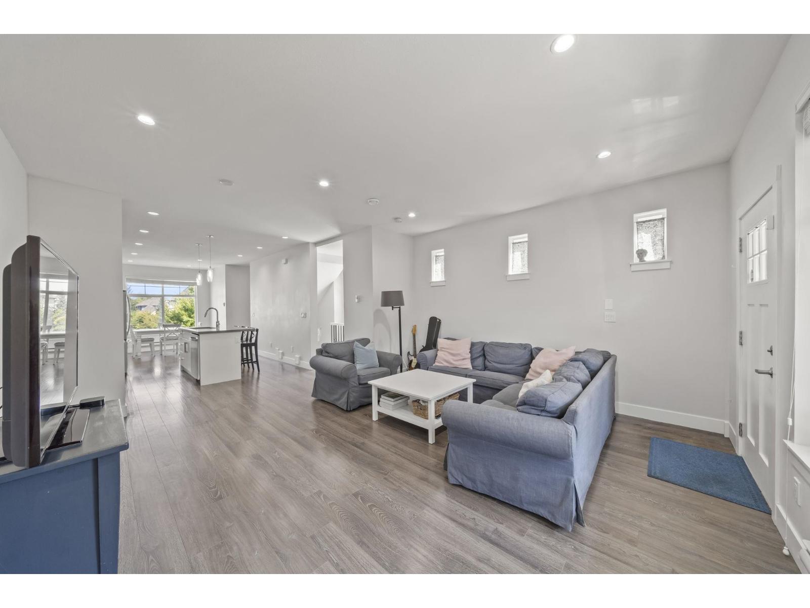 51 14541 Winter Crescent, Surrey, British Columbia  V4P 0G5 - Photo 4 - R3155021