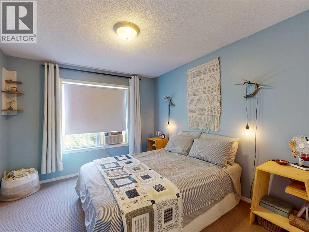 457 Elgin Gardens Se, Calgary, Alberta T2Z 4T8 - Photo 17 - A2334578