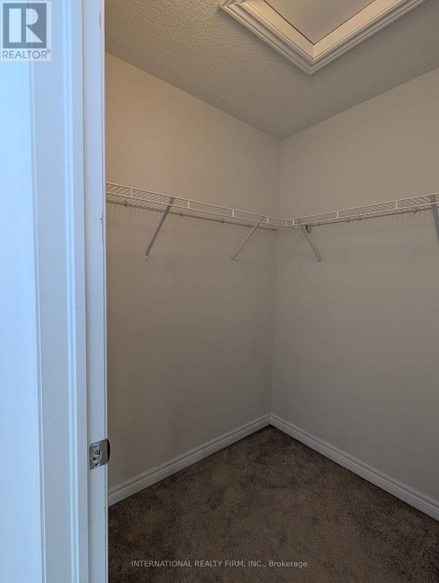 #main - 734 Yarfield Crescent, Newmarket, Ontario  L3X 1C8 - Photo 10 - N13669634